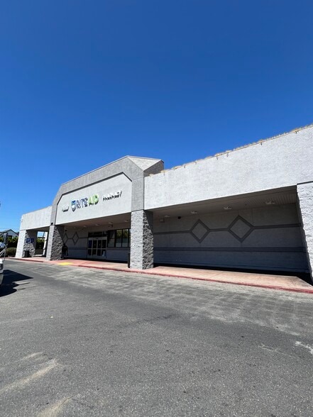 888-910 Lincoln Blvd, Venice, CA for lease - Building Photo - Image 3 of 5