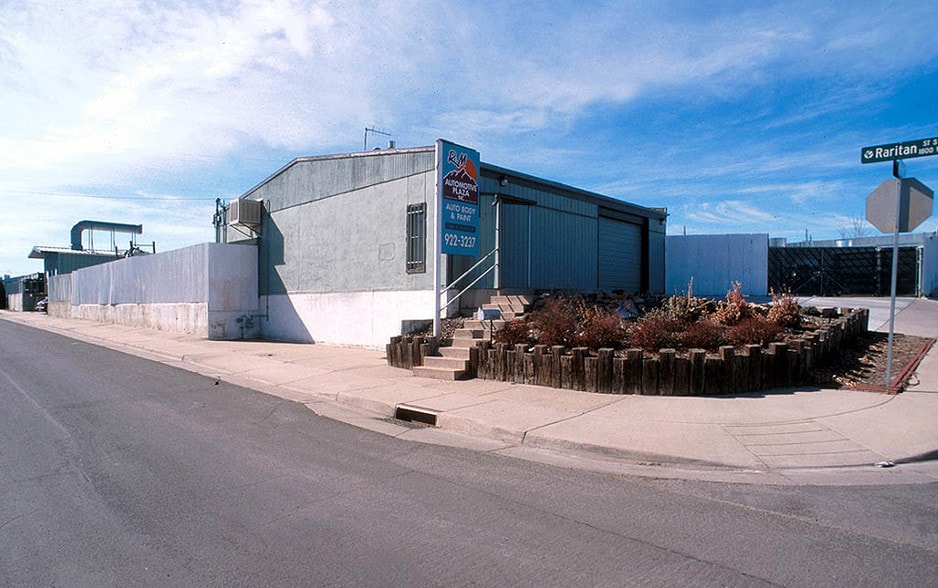 2401 S Raritan St, Englewood, CO for sale - Primary Photo - Image 1 of 22