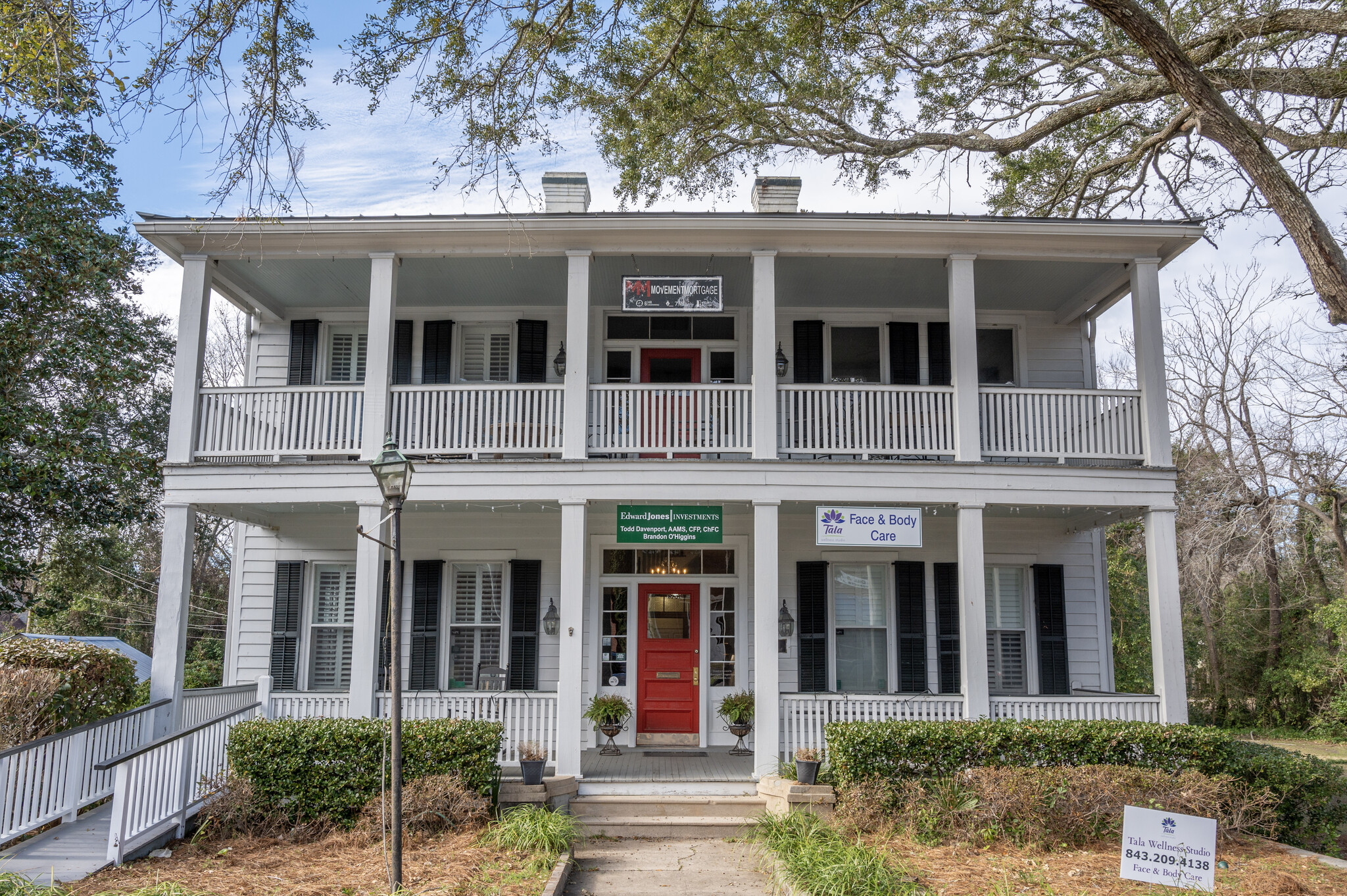 210 S Cedar St, Summerville, SC à vendre Photo du bâtiment- Image 1 de 1