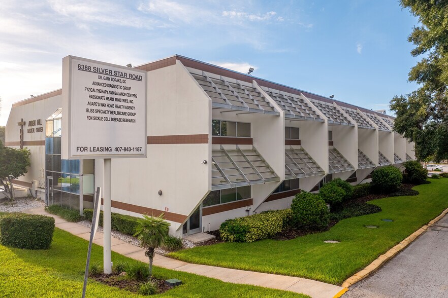 6388 Silver Star Rd, Orlando, FL à louer - Photo de l’enseigne - Image 3 de 6