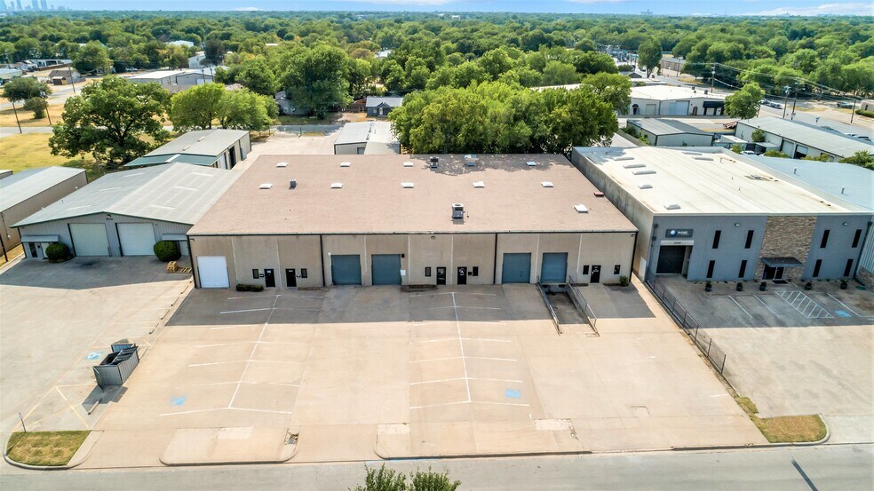 2321 Solona St, Haltom City, TX à louer - Photo du bâtiment - Image 1 de 7