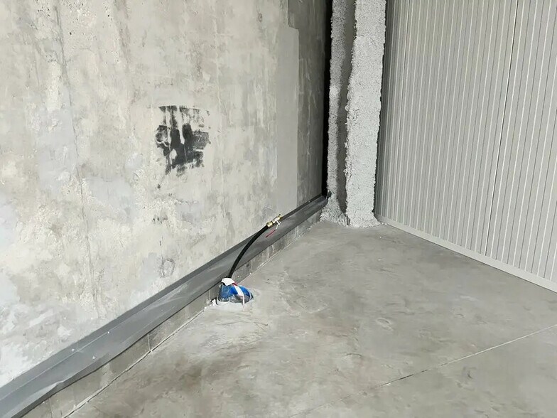 2 Avenue De L'Energie, Bischheim for lease - Interior Photo - Image 3 of 34