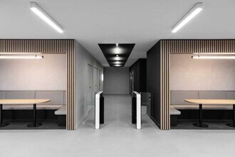 22 Quai Gallieni, Suresnes for lease Interior Photo- Image 1 of 2