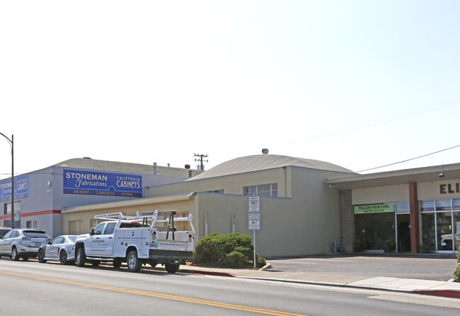 Plus de détails pour 2300 Palm Ave, San Mateo, CA - Industriel à louer