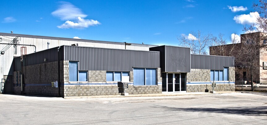 560 Archibald St, Winnipeg, MB for sale Primary Photo- Image 1 of 1