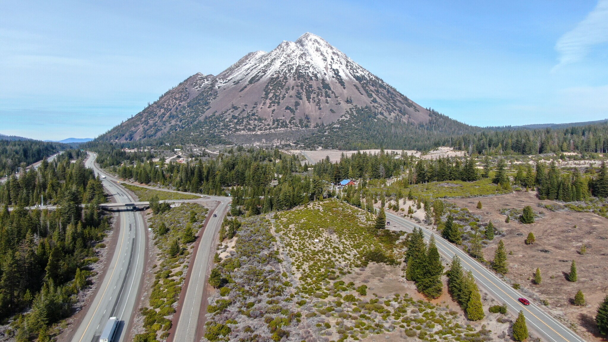 Abrams Lake rd, Mount Shasta, CA à vendre Photo principale- Image 1 de 28