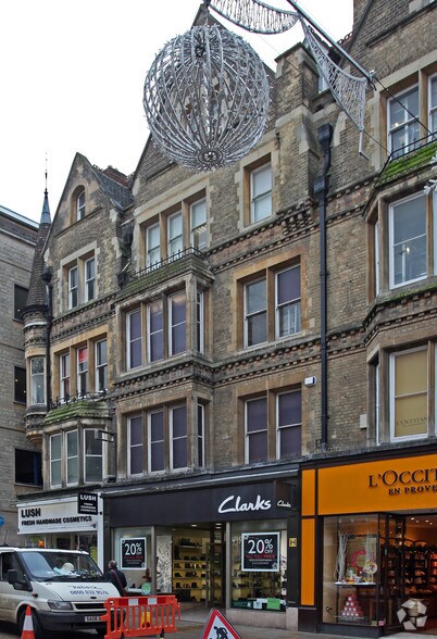 48-50 Cornmarket St, Oxford for sale - Building Photo - Image 2 of 4