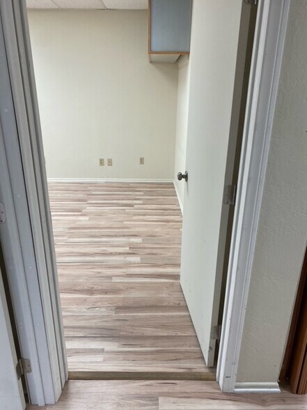 321 N Aviador St, Camarillo, CA à louer - Photo intérieure - Image 3 de 18