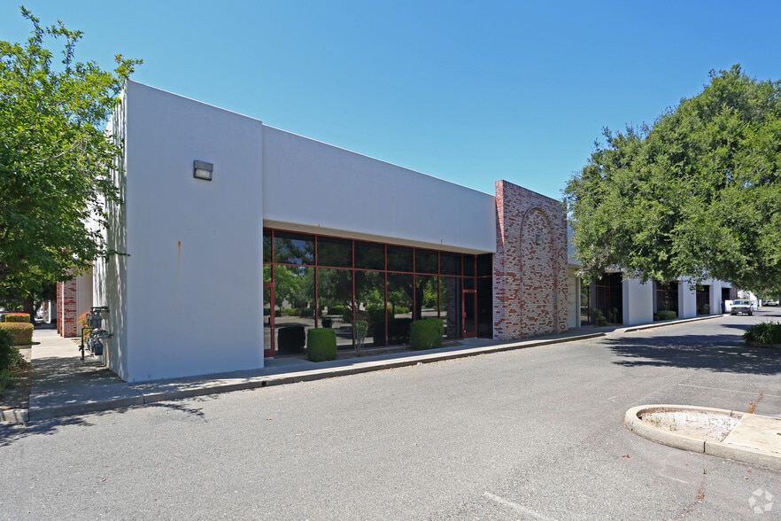9812 Old Winery Pl, Sacramento, CA for lease - Building Photo - Image 3 of 4