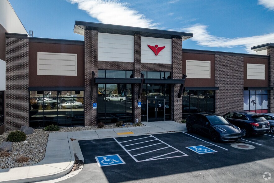 14629 S Porter Rockwell Blvd, Bluffdale, UT à vendre - Photo du bâtiment - Image 2 de 14