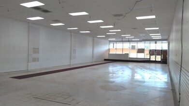 2135-2251 Belvidere Rd, Waukegan, IL for lease Interior Photo- Image 1 of 6