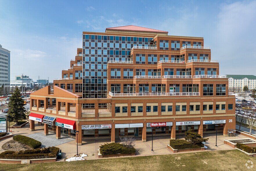 25 Watline Ave, Mississauga, ON à louer - Photo du bâtiment - Image 2 de 5