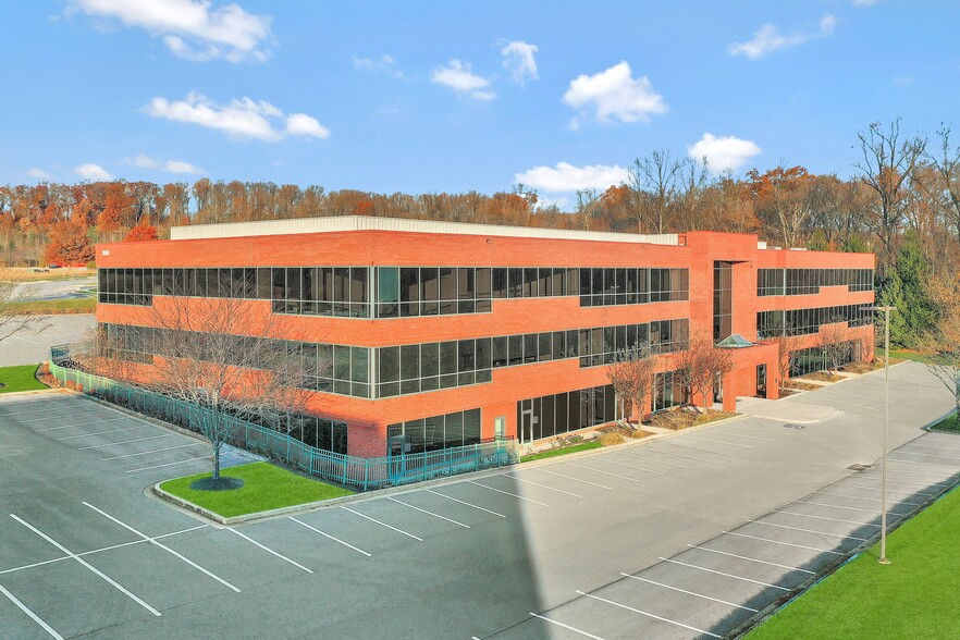 300 Redland Ct, Owings Mills, MD for lease - Building Photo - Image 1 of 14