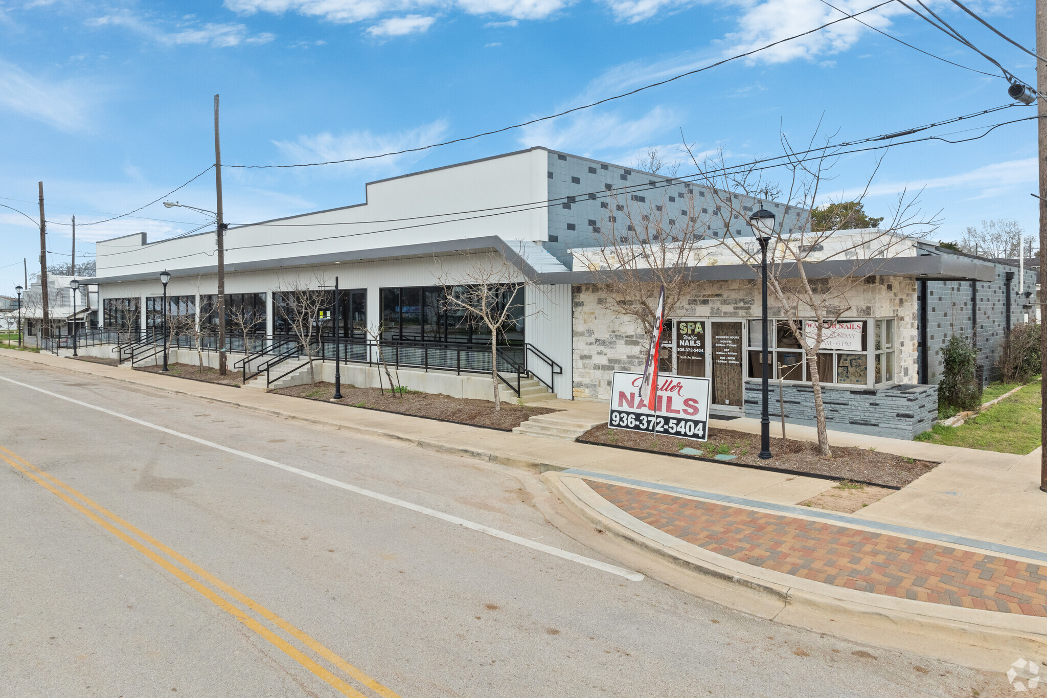 2406 Main St, Waller, TX for lease Building Photo- Image 1 of 19