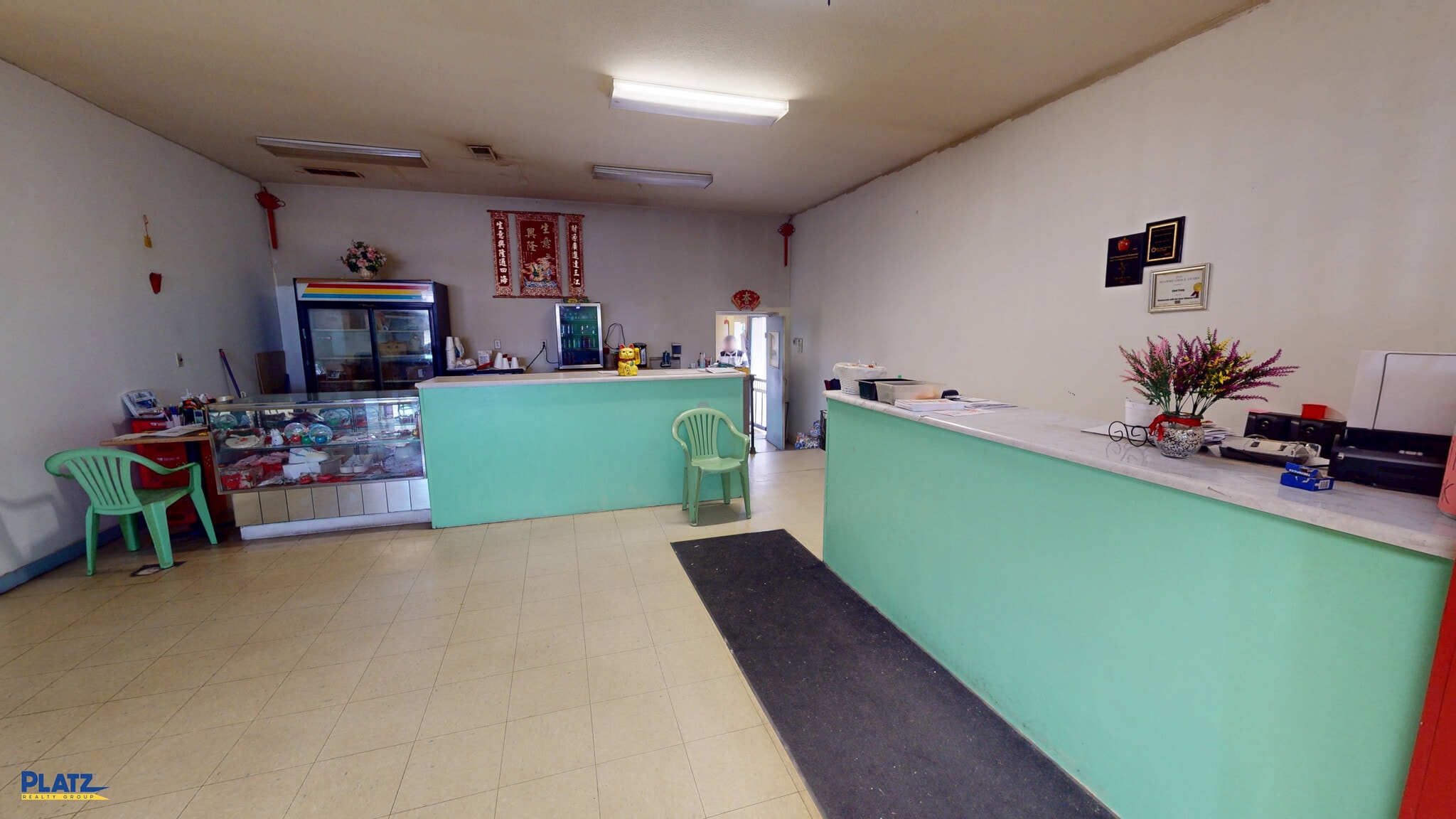 517 N Main St, Niles, OH for sale Interior Photo- Image 1 of 4