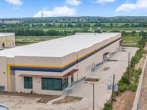 5601 FM 973, Del Valle, TX for lease Interior Photo- Image 2 of 2