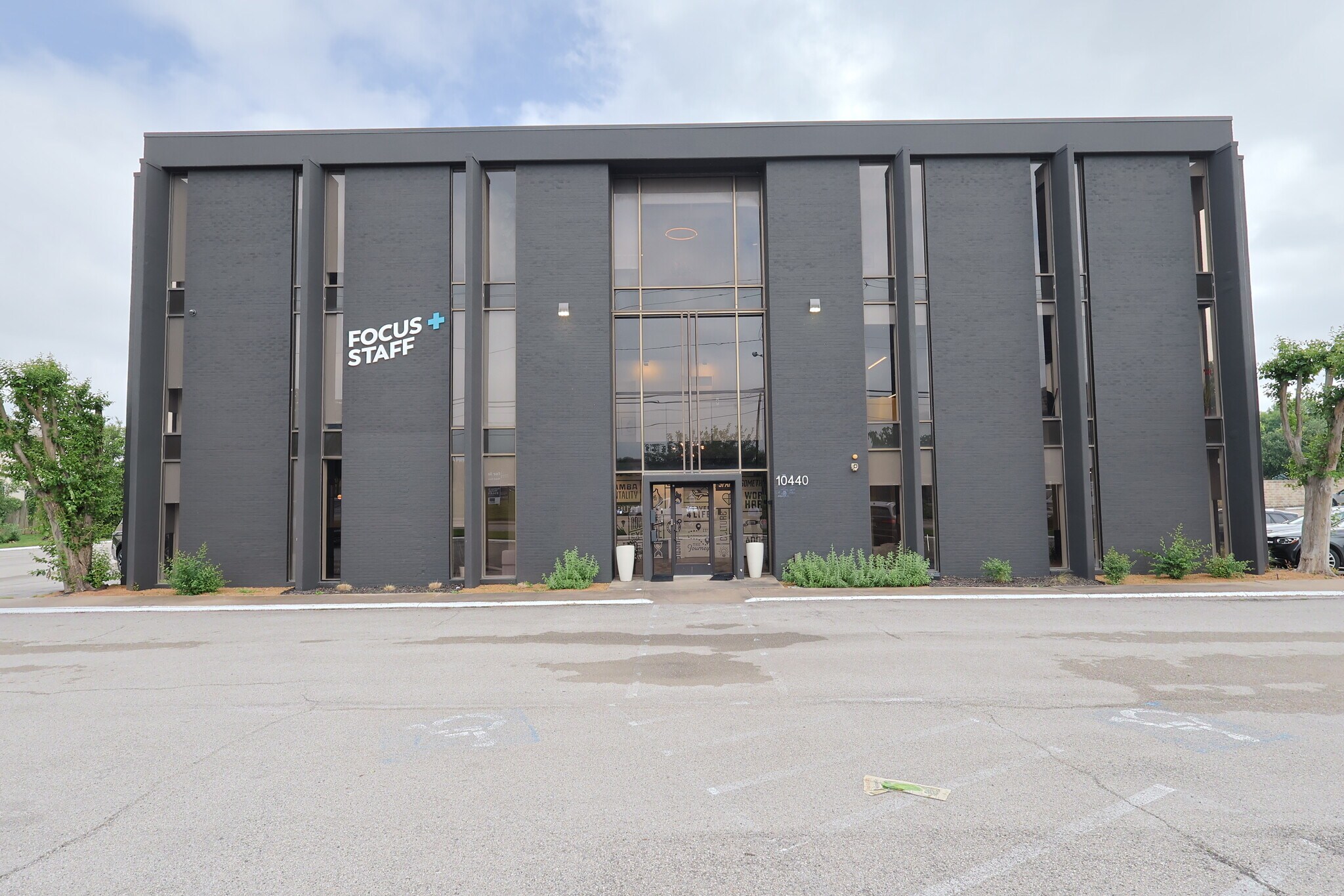 10440 E Northwest Hwy, Dallas, TX à vendre Photo du bâtiment- Image 1 de 1