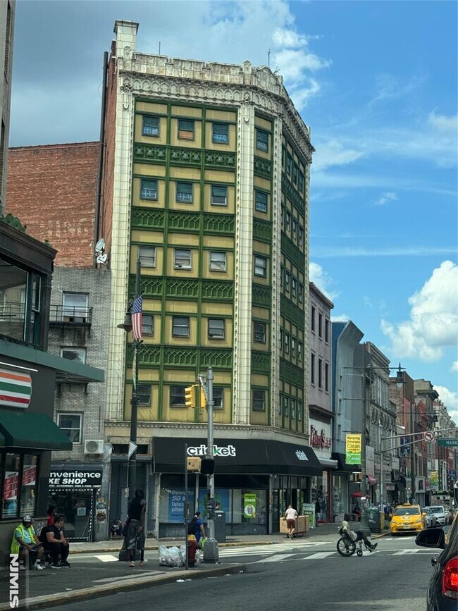 More details for 242-244 Main St, Paterson, NJ - Retail for Sale