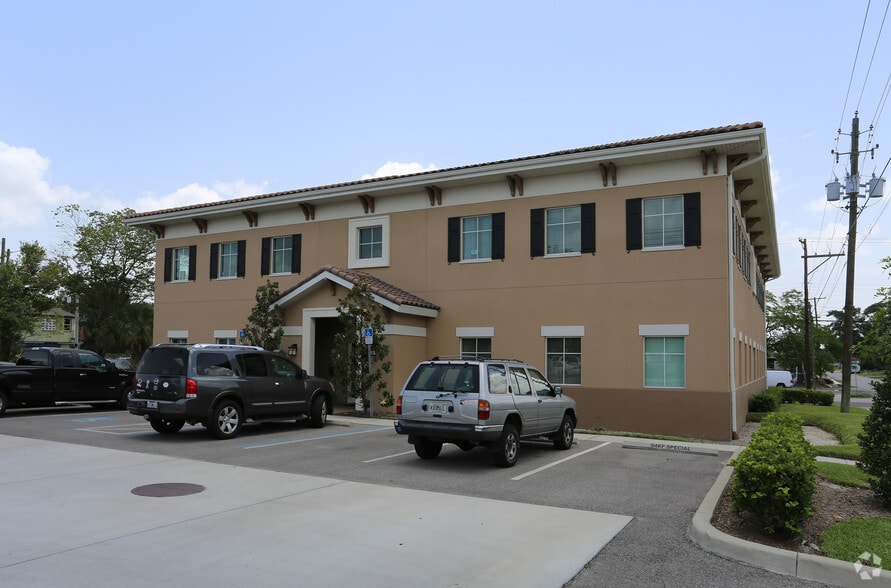 2902 N Armenia Ave, Tampa, FL for lease - Building Photo - Image 3 of 17