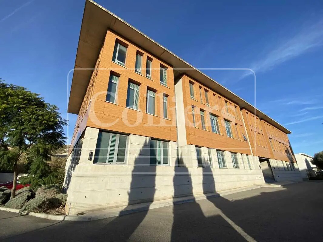 Bureau dans Marseille à louer Photo du bâtiment- Image 1 de 13