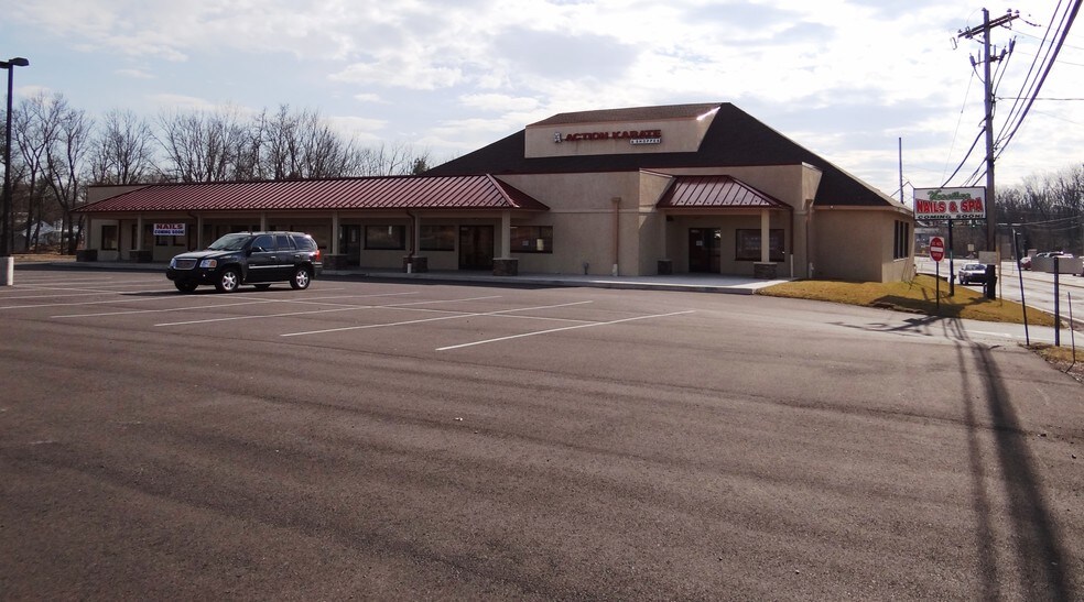 2235 York Rd, Jamison, PA à louer - Photo du bâtiment - Image 3 de 3