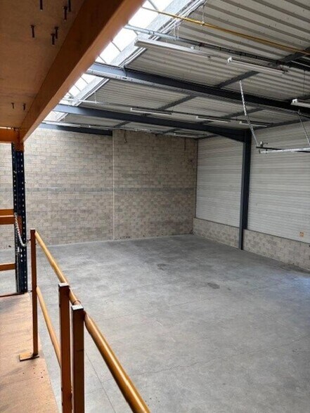 20 Rue Rene Char, Dijon for lease - Interior Photo - Image 3 of 10