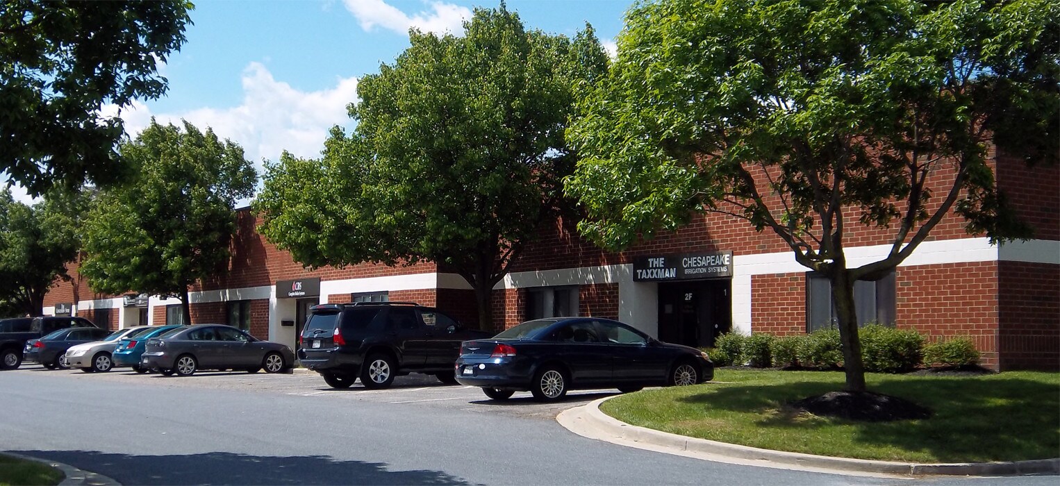 405 Headquarters Dr, Millersville, MD à louer Photo du bâtiment- Image 1 de 5