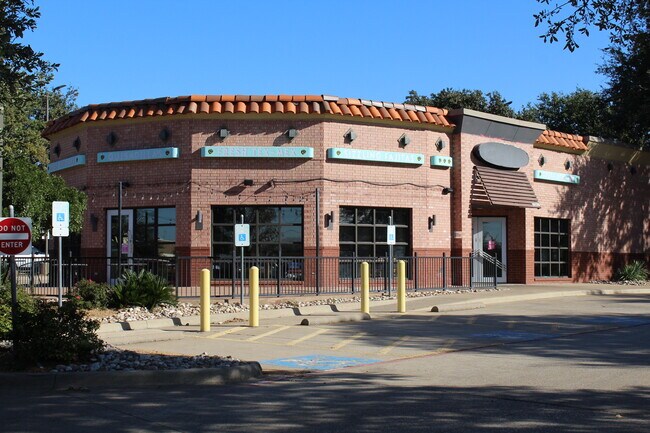 More details for 15120 Marsh Ln, Addison, TX - Retail for Lease