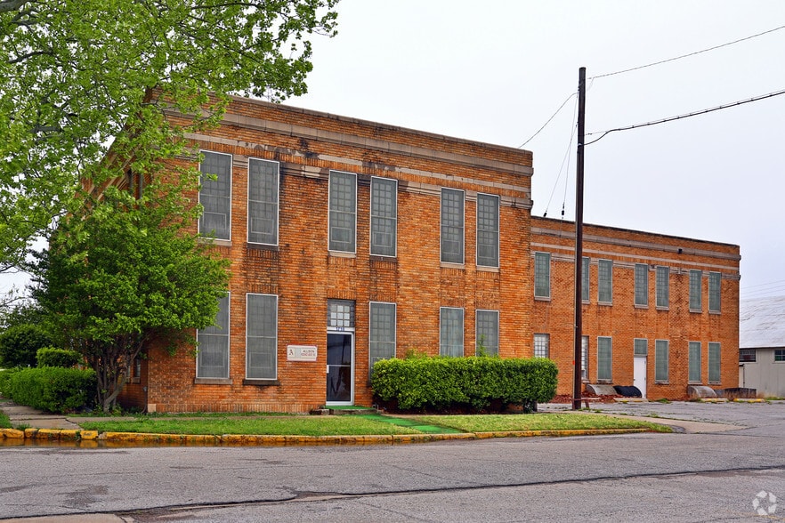 1718 S Agnew Ave, Oklahoma City, OK for sale - Primary Photo - Image 1 of 3