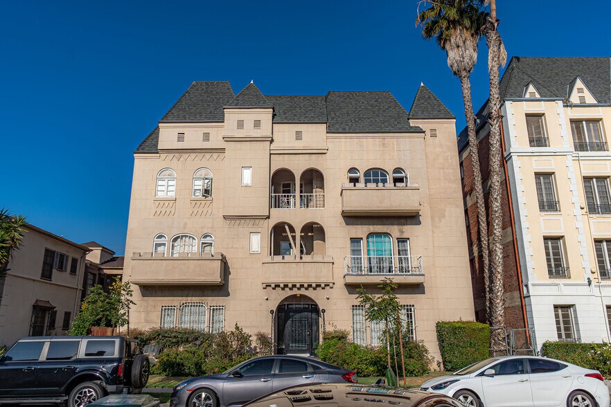 650 S Detroit St, Los Angeles, CA à vendre - Photo du bâtiment - Image 2 de 6