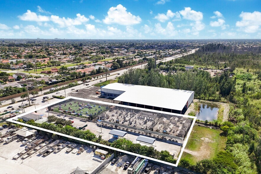220 NW 137th Ave, Miami, FL à vendre - Aérien - Image 1 de 8