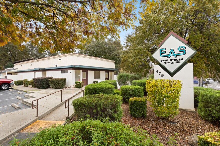 479 East Ave, Chico, CA à louer - Photo du bâtiment - Image 1 de 7