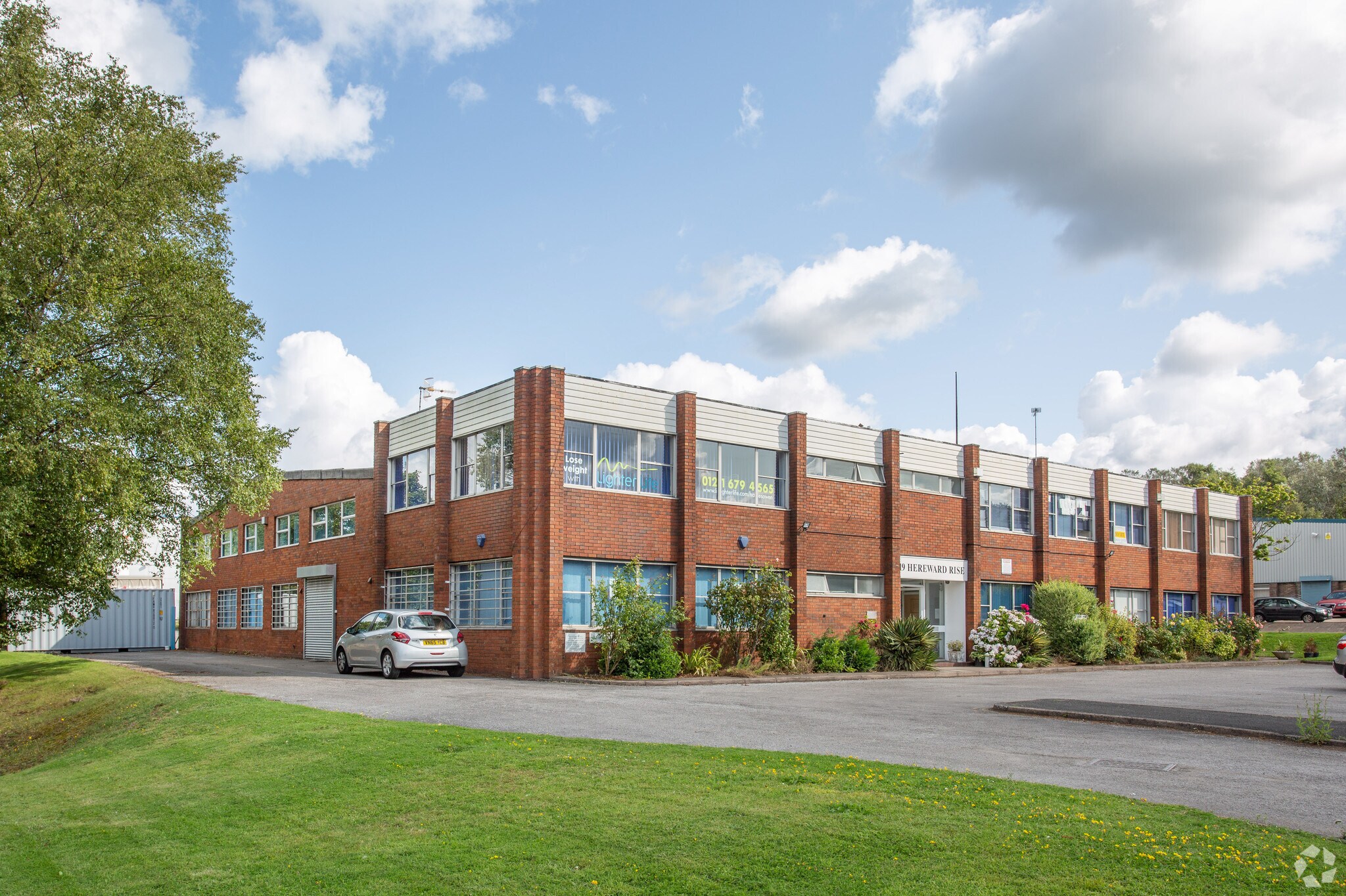 19 Hereward Rise, Halesowen à louer Photo principale- Image 1 de 24