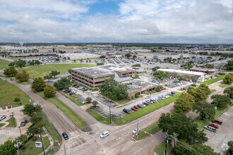 1560 W Bay Area Blvd, Friendswood, TX - AERIAL  map view