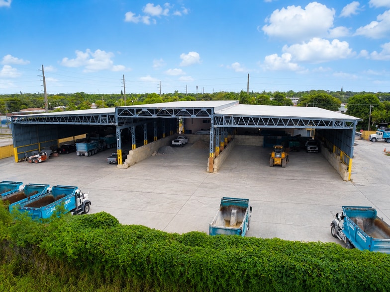 8600 NW 36th Ave, Miami, FL for lease - Building Photo - Image 3 of 19