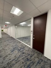 4005 Technology Dr, Angleton, TX for lease Interior Photo- Image 2 of 9