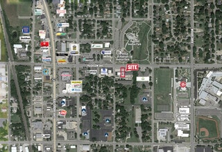 421 E Madison Ave, Derby, KS - Aérien  Vue de la carte