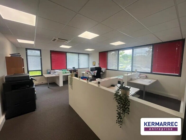 Bureau dans Haute-Goulaine à louer - Photo du bâtiment - Image 3 de 7