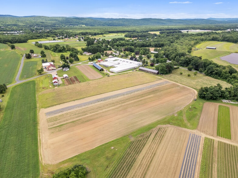 216 Long Plain Rd, South Deerfield, MA for sale - Building Photo - Image 3 of 13