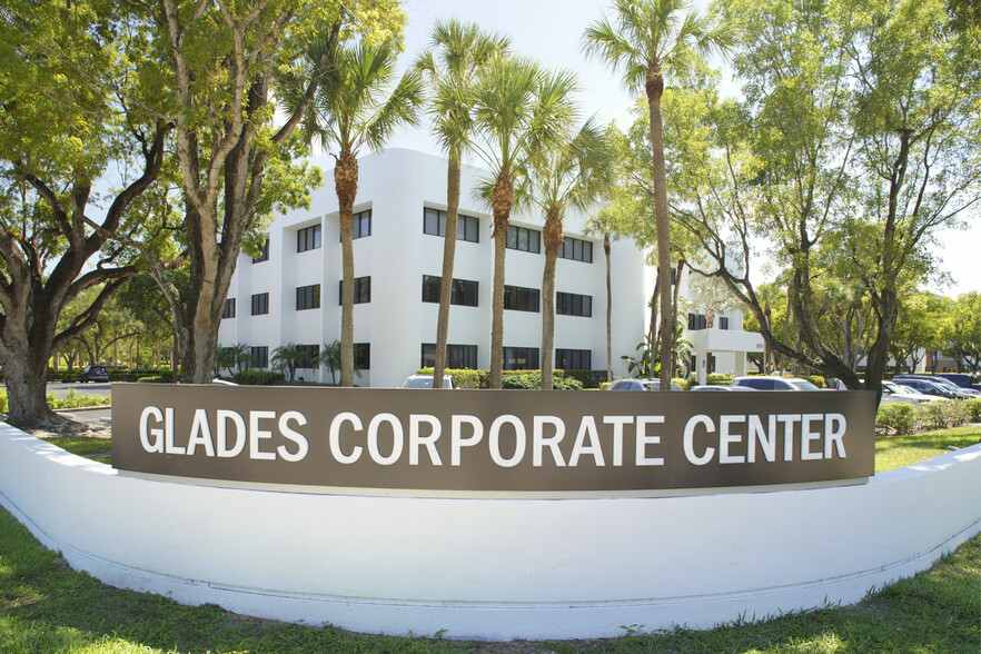 1800 NW Corporate Blvd, Boca Raton, FL à louer - Photo du b timent - Image 3 de 7