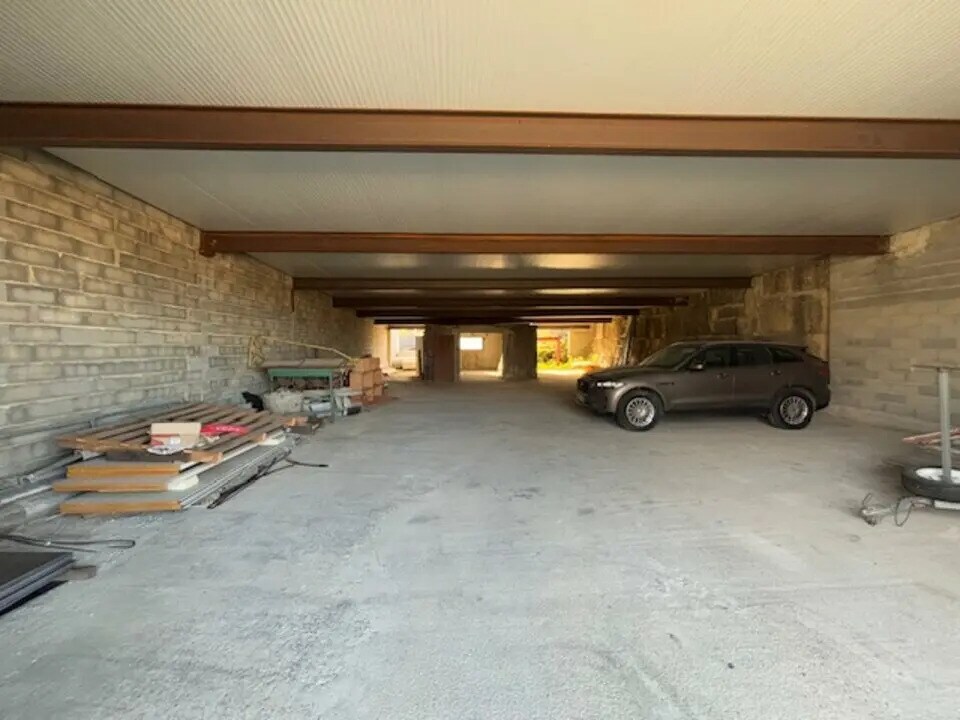 Industriel dans Castillon-du-Gard à louer Photo intérieure- Image 1 de 4