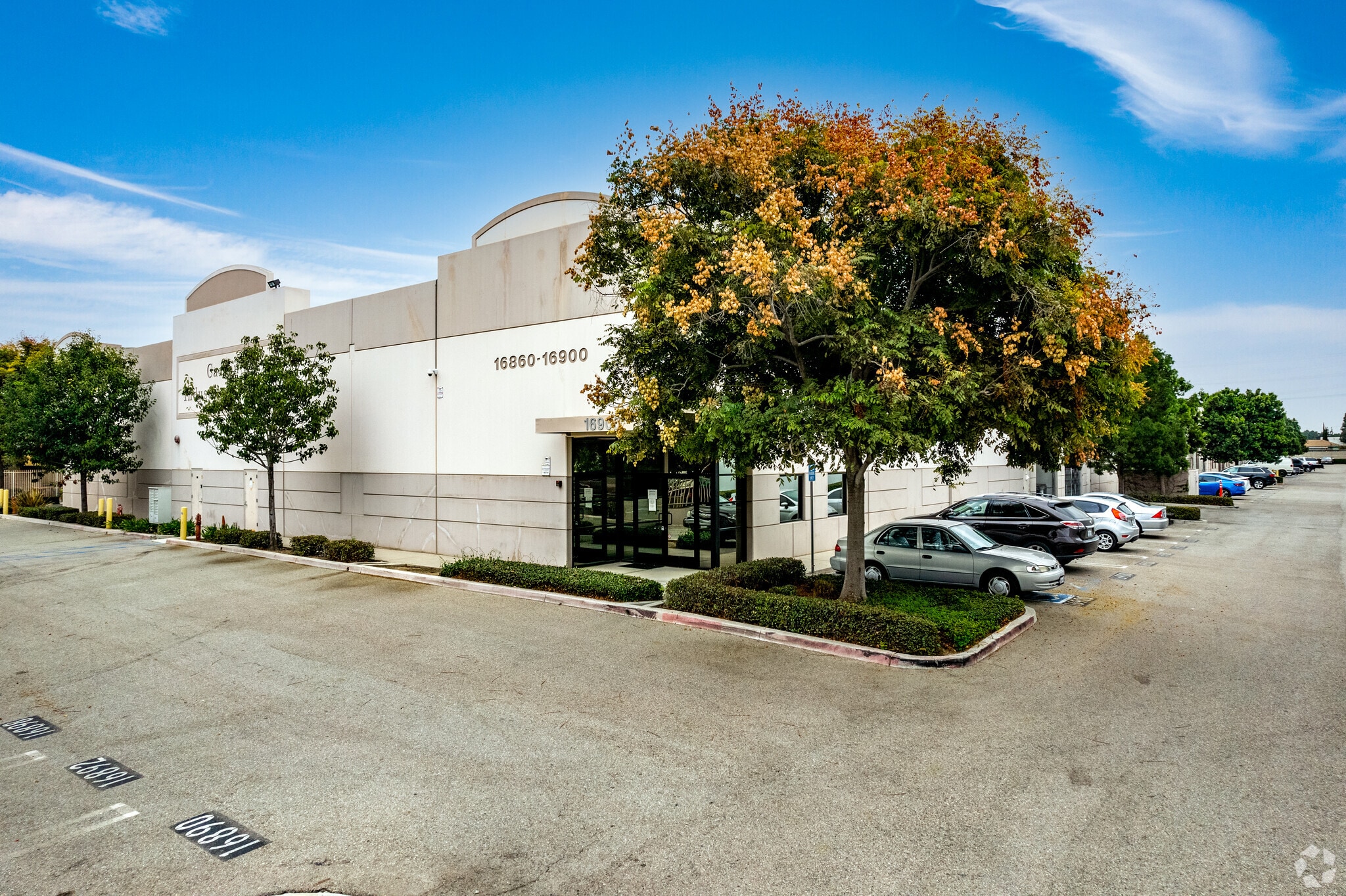 16820-16900 S Main St, Gardena, CA for lease Primary Photo- Image 1 of 9