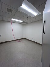 2812-3030 NE Hogan Dr, Gresham, OR for lease Interior Photo- Image 1 of 9