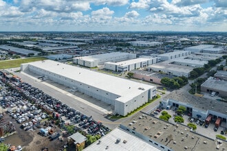 8130 NW 74th St, Medley, FL - AERIAL  map view