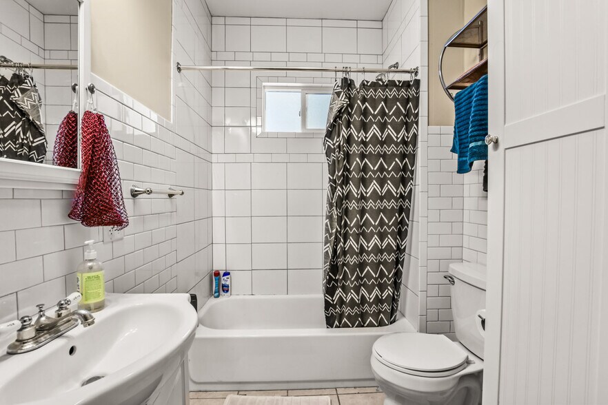 124 N Franklin St, Madison, WI à vendre - Photo du bâtiment - Image 3 de 71
