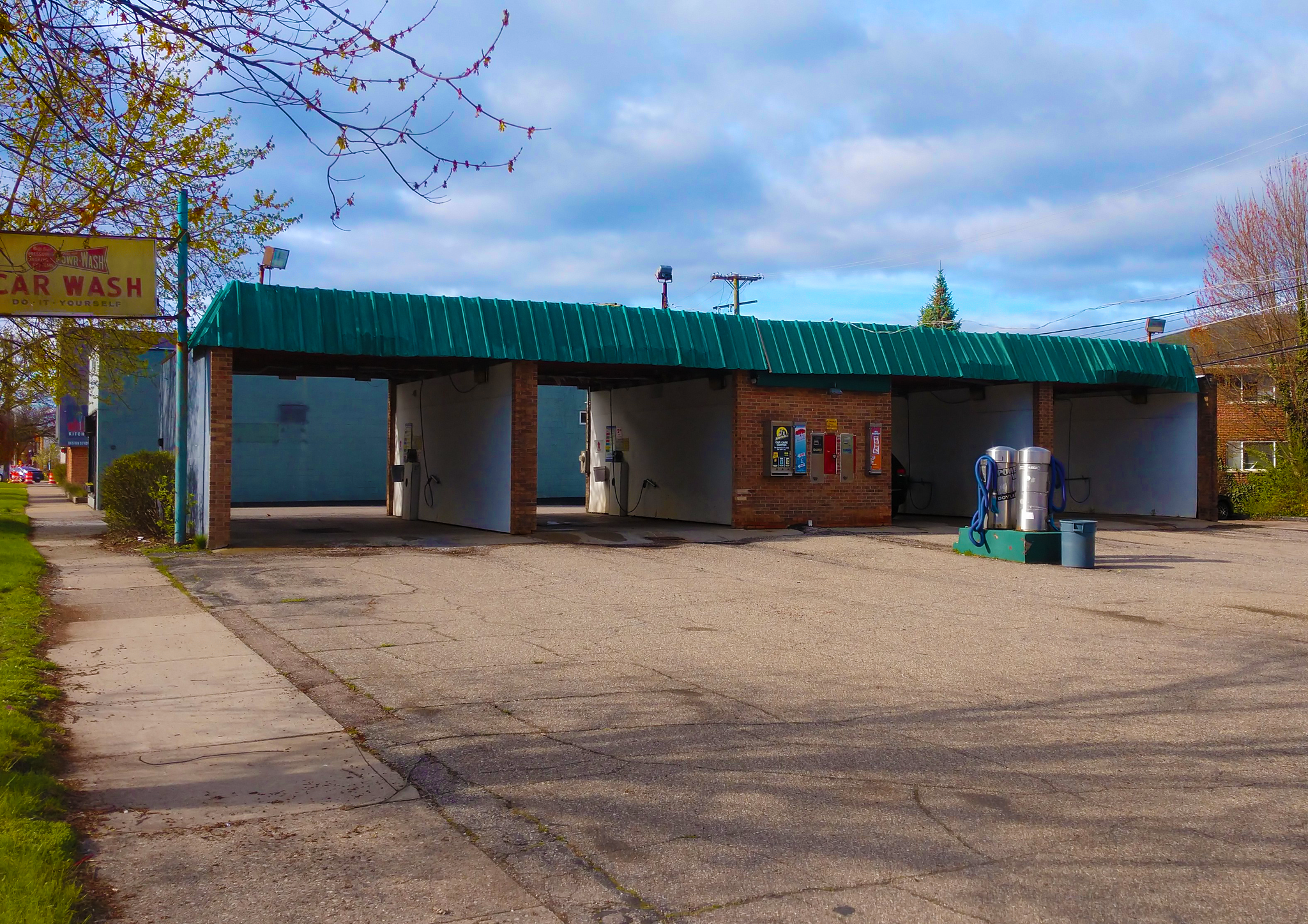 1225 N Main St, Royal Oak, MI for sale Building Photo- Image 1 of 4