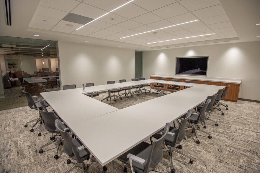 12110 Sunset Hills Rd, Reston, VA à louer - Photo intérieure - Image 2 de 7