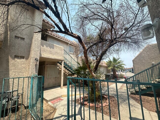 Plus de détails pour 2101 Sun Ave, North Las Vegas, NV - Multi-résidentiel à vendre