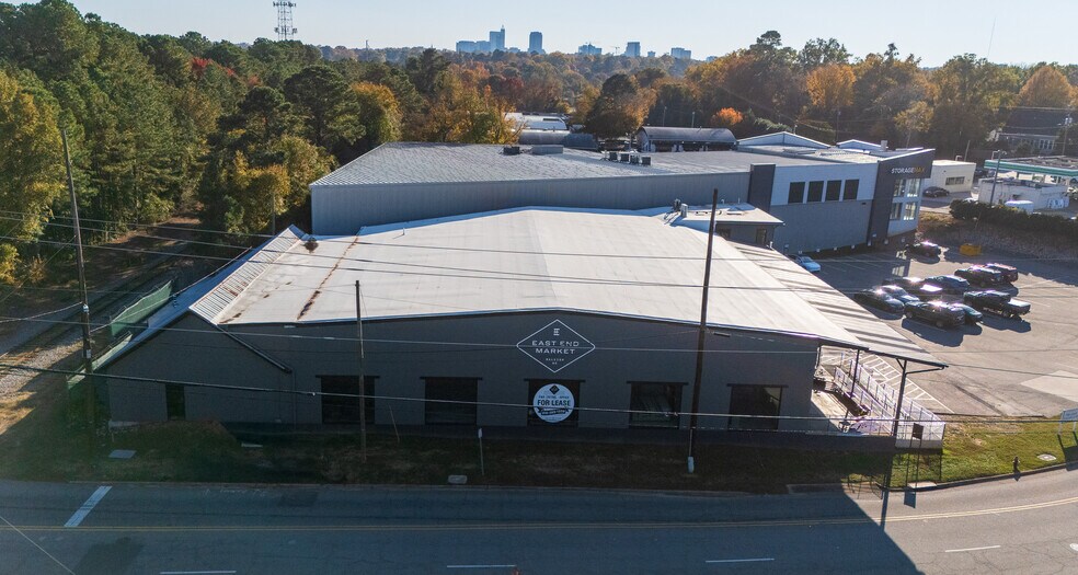 1020 E Whitaker Mill Rd, Raleigh, NC à louer - Photo du bâtiment - Image 2 de 6