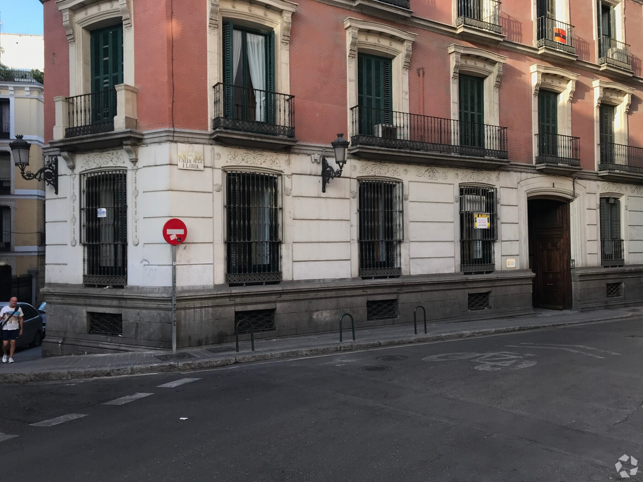 Retail in Madrid, Madrid for lease Interior Photo- Image 1 of 1